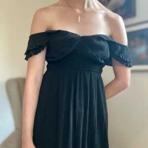 Elegant Black Ruffle Sleeve Dress